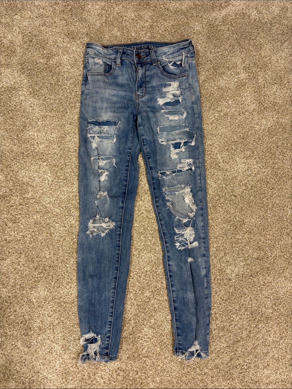 American eagle distressed jeggings size 6